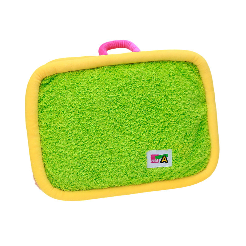 Colorful pet sleeping mats help boost dopamine.