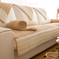 Luxury sofa cushions suitable for all four seasons.