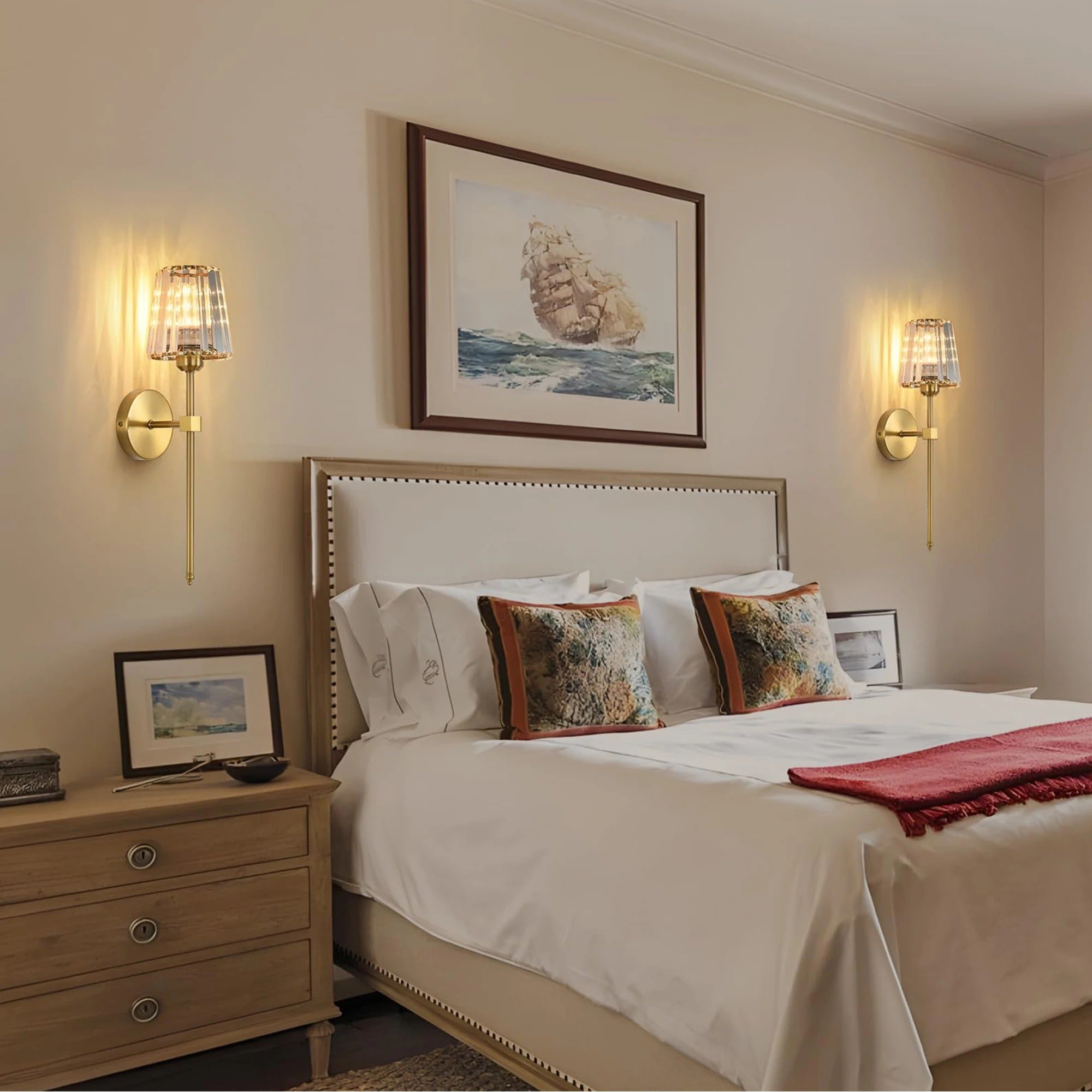 Battery operated crystal wall lamp